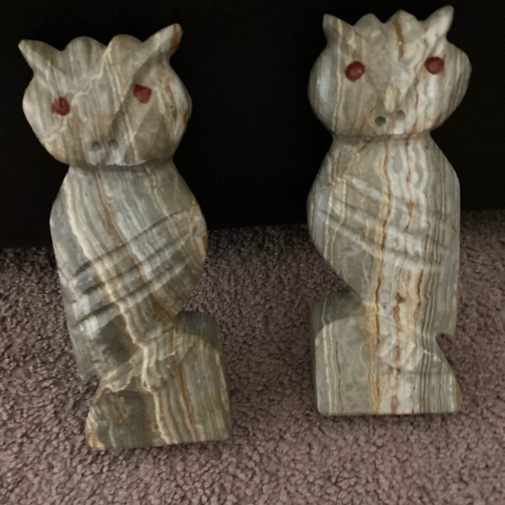 Marble owl bookends